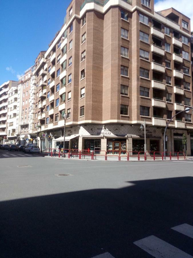 Apartamento Ayuntamiento 로그로노 외부 사진